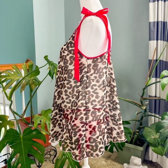 Victoria’s Secret Leopard Print Lingerie with Red Accents - Picture 5 of 10